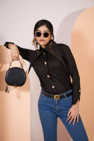 Swallowed-Tailed Collar Shirt