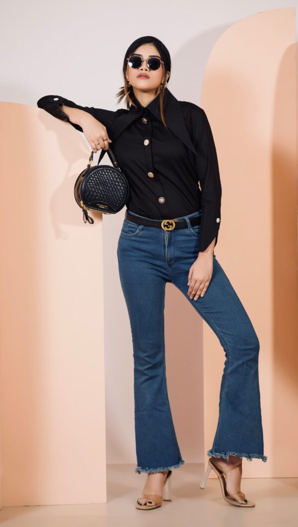 Swallowed-Tailed Collar Shirt - Image 3